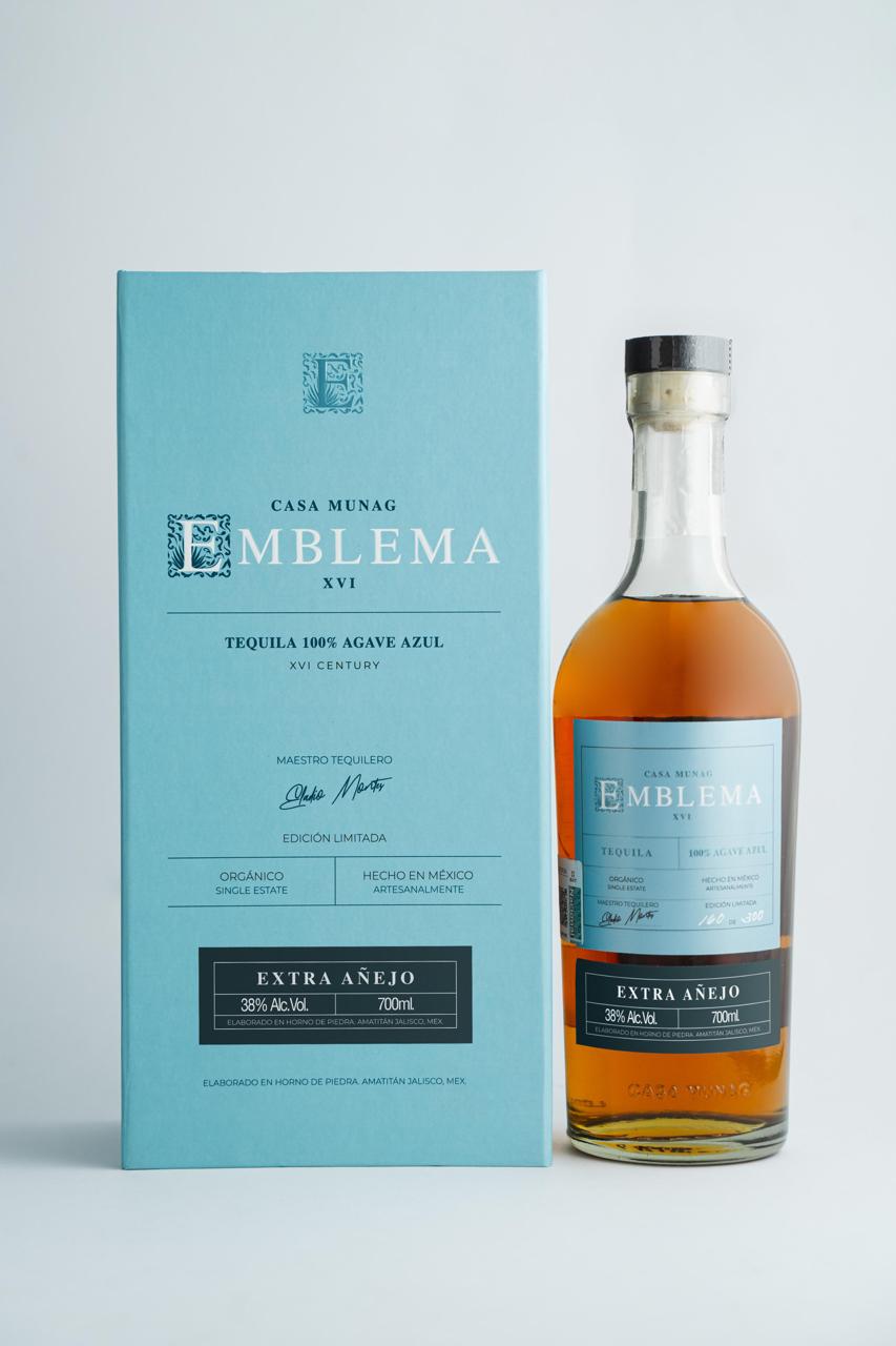 TEQUILA CASA MUNAG EMBLEMA EXTRA AÑEJO - 700 ml